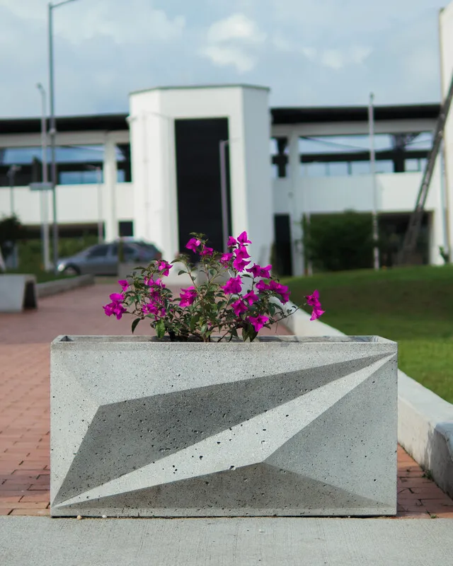 JARDINERAS EN CONCRETO